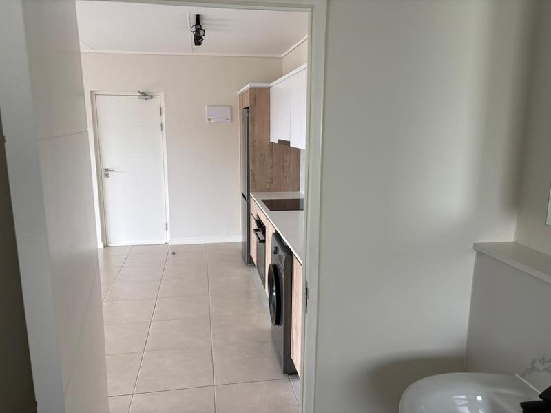To Let 1 Bedroom Property for Rent in Richwood Western Cape